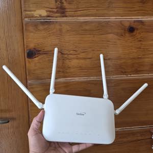 FiberHome SR1041Y Wi-Fi 6 Dual Band Gigabit Router - 4 Antena