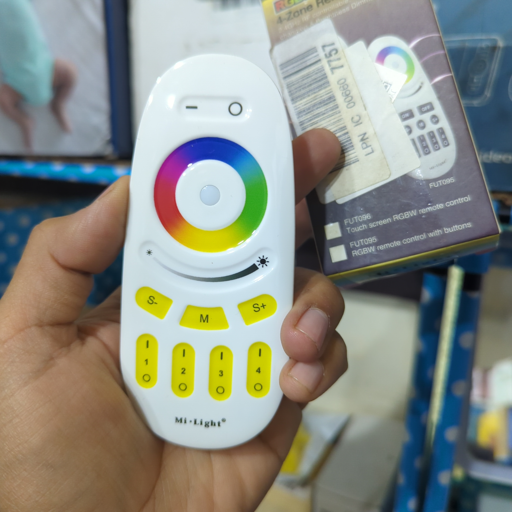 Mi-Light FUT096 4-Zone Touch RF RGBW Remote Controller – Smart LED Light Control